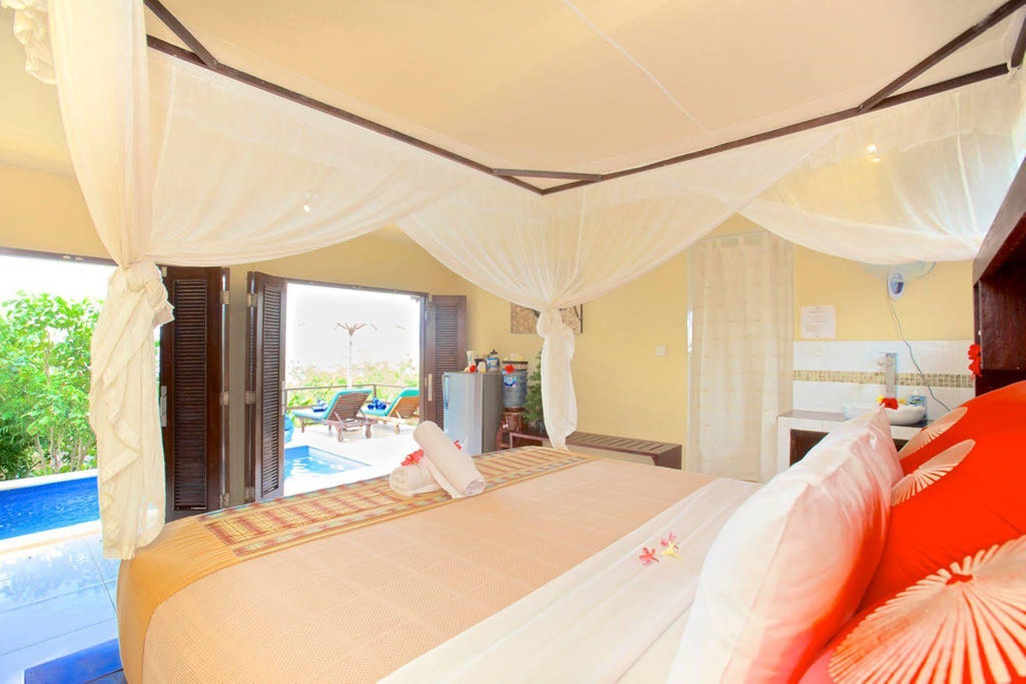 Villa Mimpi Manis นูซาเลมโบงัน ภายนอก รูปภาพ
